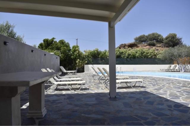 Rousolakos Pool Apartments Palekastro Extérieur photo