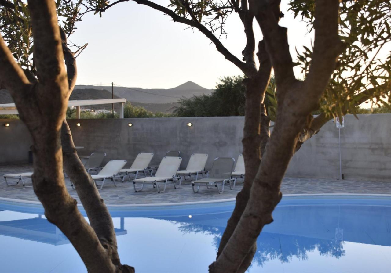 Rousolakos Pool Apartments Palekastro Extérieur photo