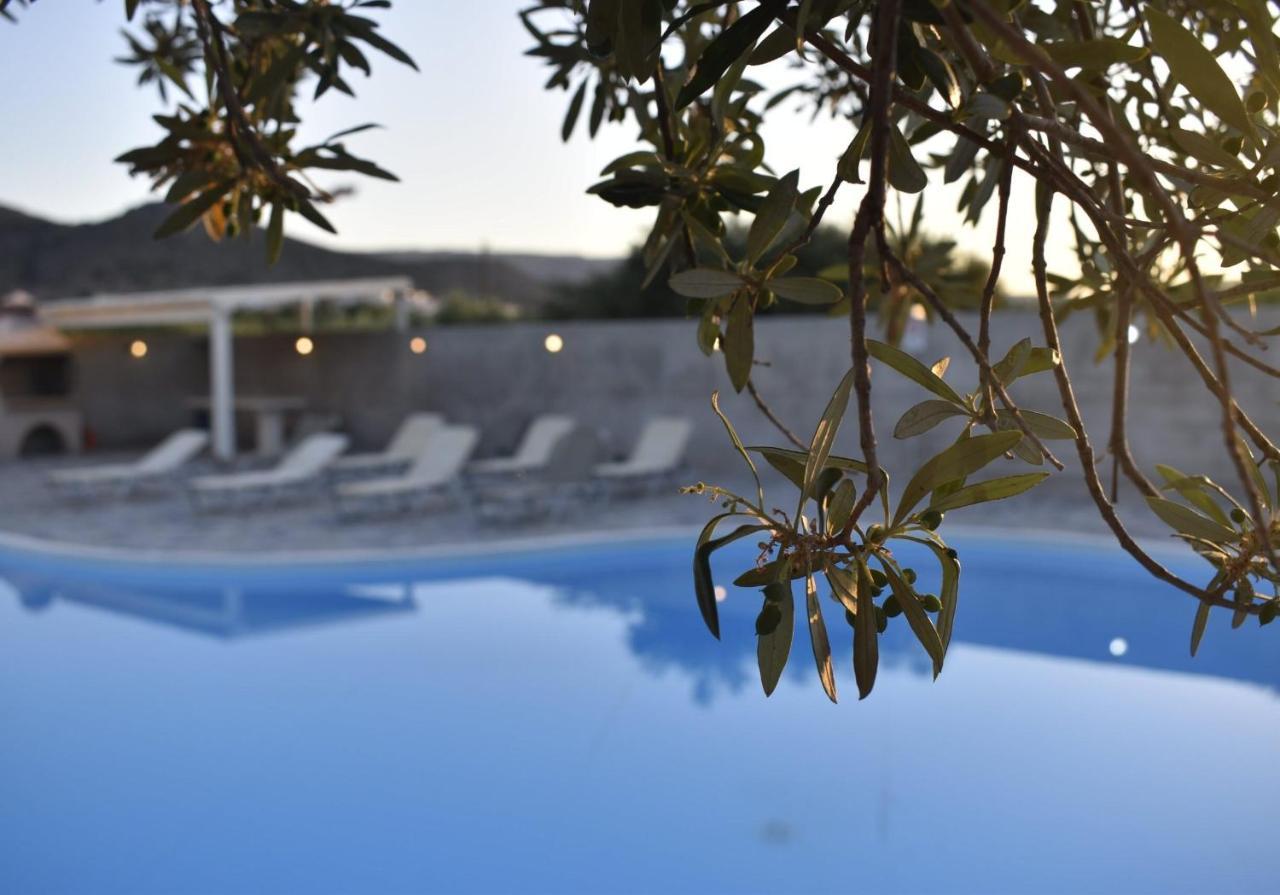 Rousolakos Pool Apartments Palekastro Extérieur photo