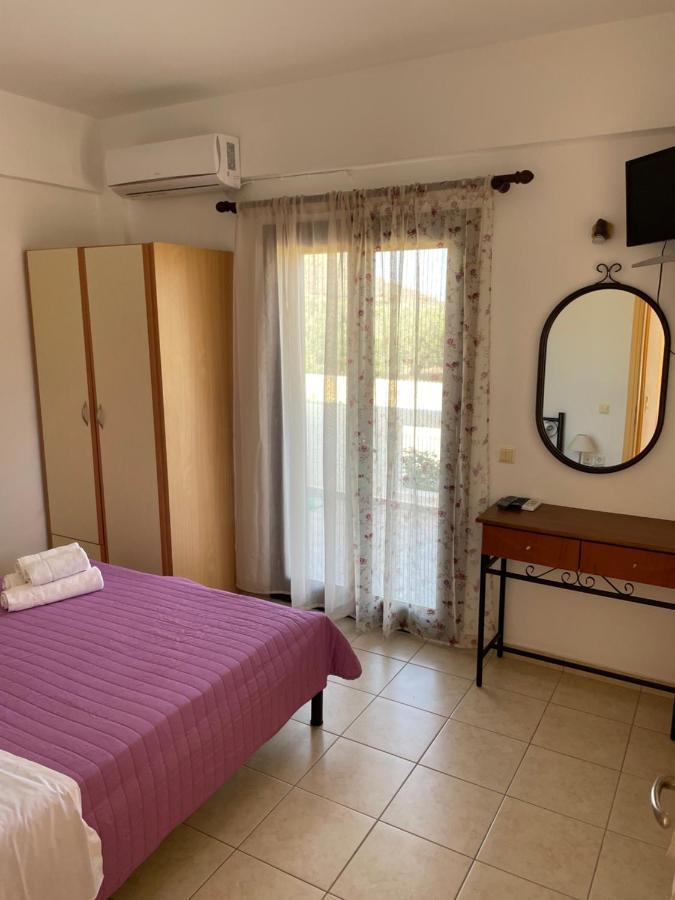 Rousolakos Pool Apartments Palekastro Extérieur photo
